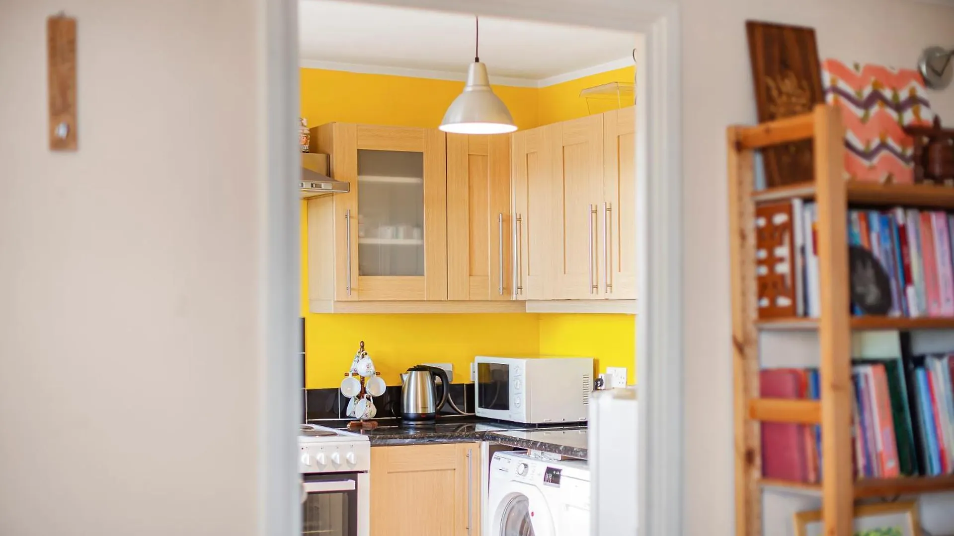 Penthouse 1Br Flat Wbalcony & City View, Walworth Londra Daire